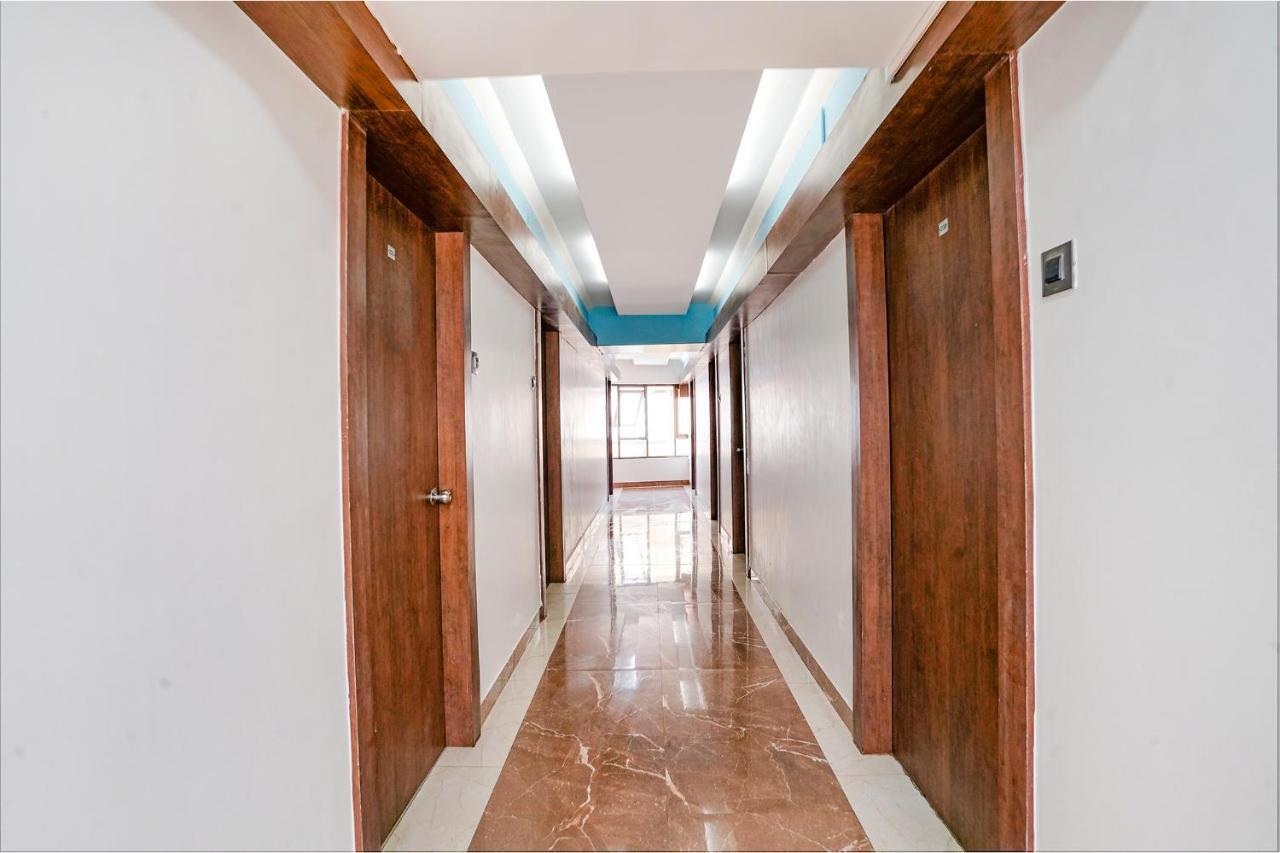 Fabexpress White House - Nr Midc Khargar Hotel Koparpada ภายนอก รูปภาพ