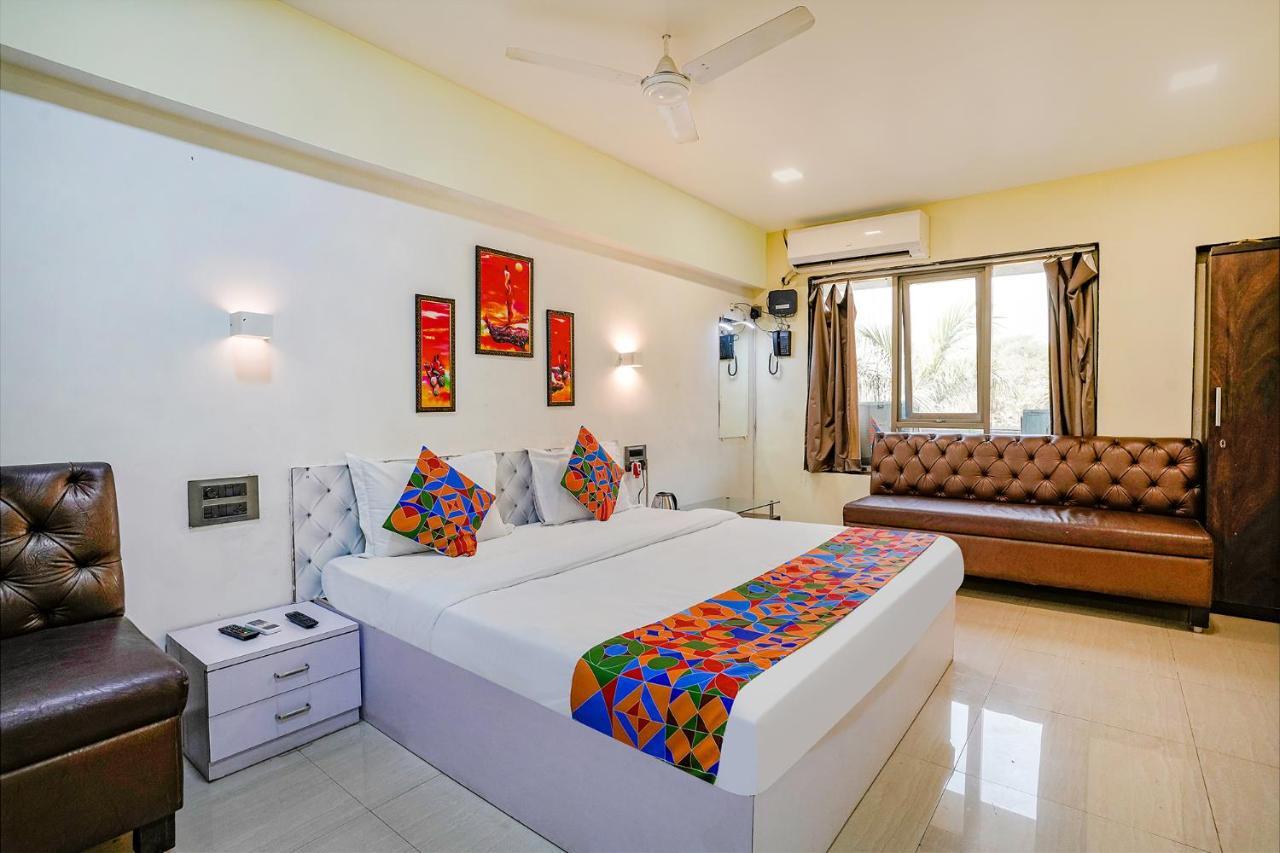 Fabexpress White House - Nr Midc Khargar Hotel Koparpada ภายนอก รูปภาพ
