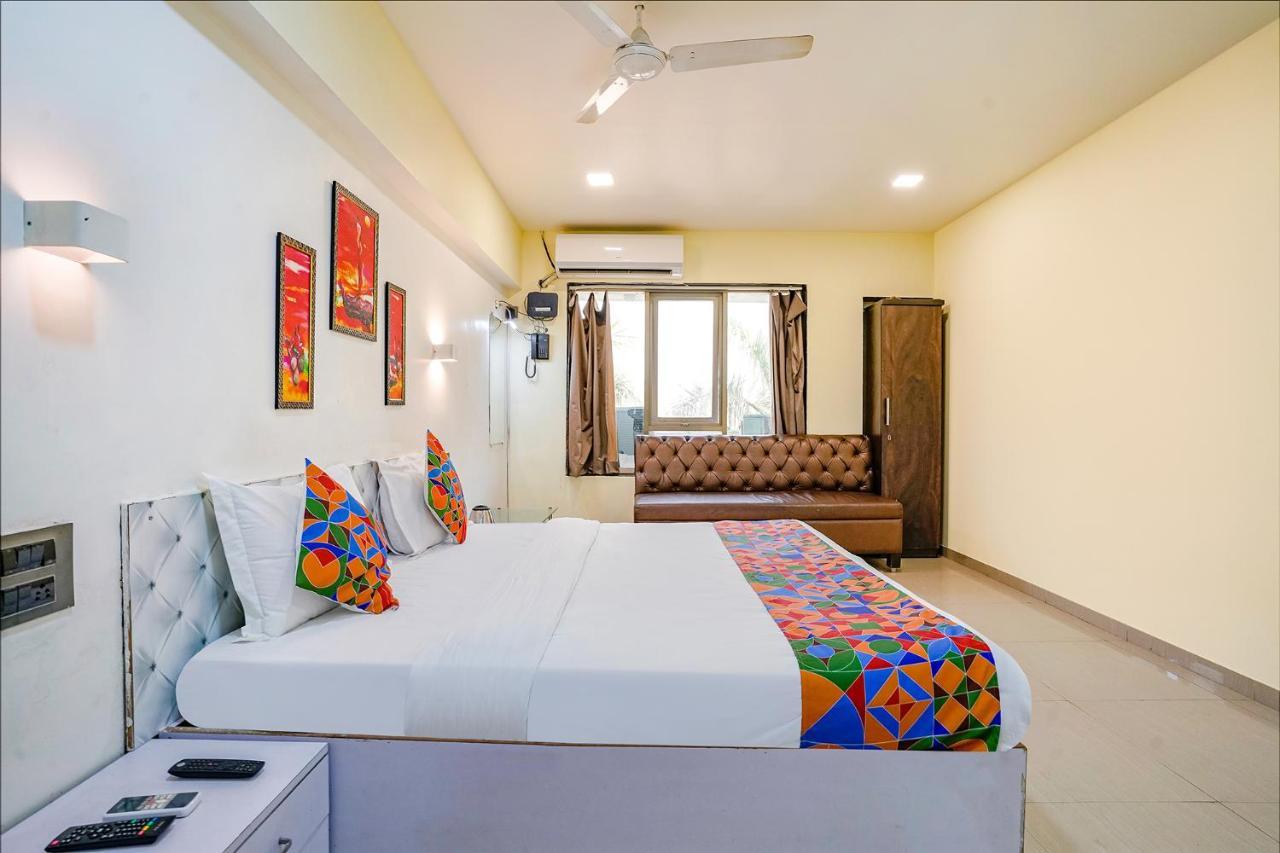 Fabexpress White House - Nr Midc Khargar Hotel Koparpada ภายนอก รูปภาพ